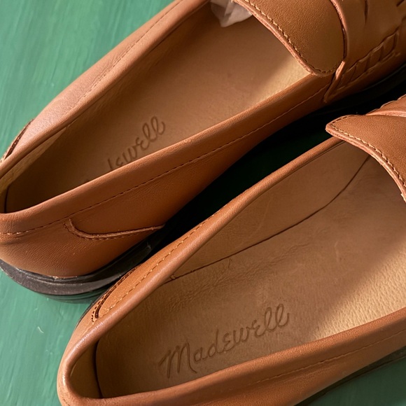 Madewell Women's Caramel Loafers - Picture 5 of 10